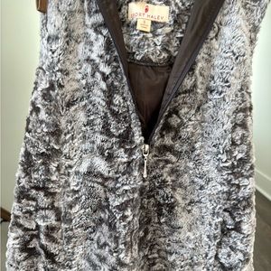 Sport Haley faux fur very soft zippered vest